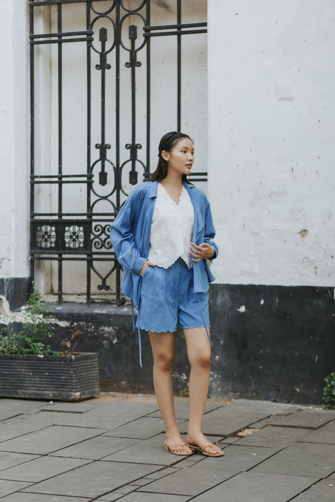 Zinnia Shorts in Olive Embro